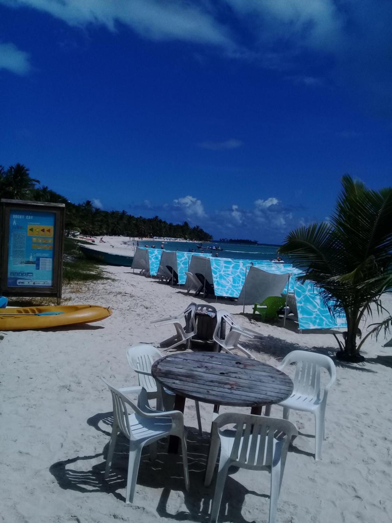 Victoria'S Gennie Bay Village Hostal San Andrés Εξωτερικό φωτογραφία