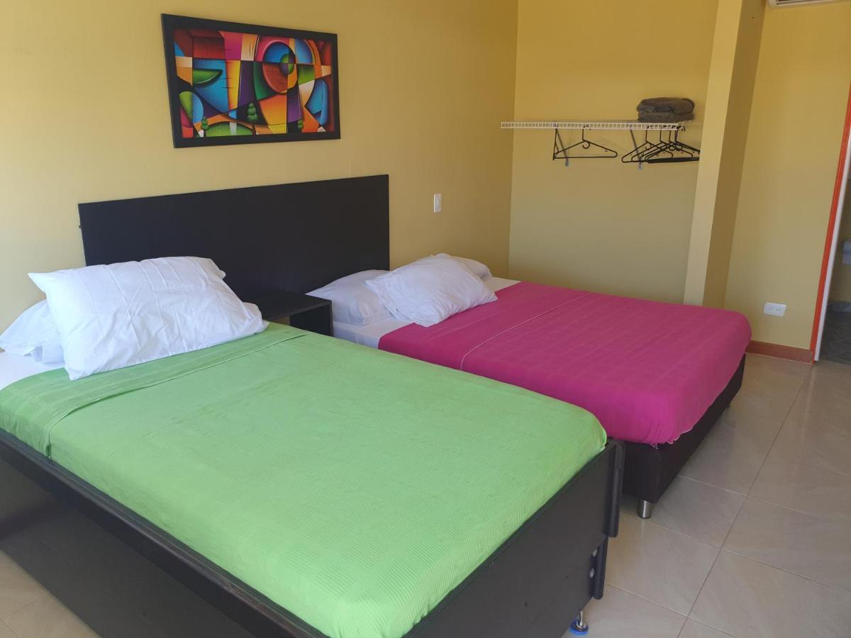 Victoria'S Gennie Bay Village Hostal San Andrés Εξωτερικό φωτογραφία