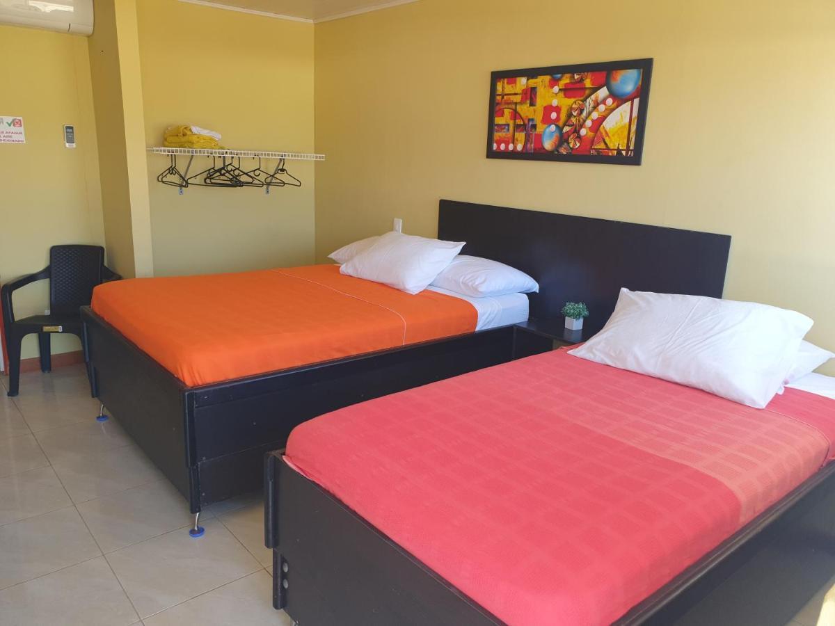 Victoria'S Gennie Bay Village Hostal San Andrés Εξωτερικό φωτογραφία
